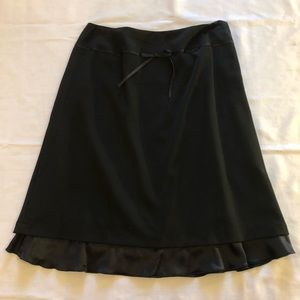 Black skirt size 6 Thalian satin ruffle